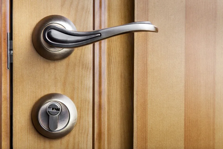 Межкомнатная дверная ручка smart2lock. Door Handles дверные ручки. Ручка дверная Door Handle loku 830. Ручка для межкомнатной двери.
