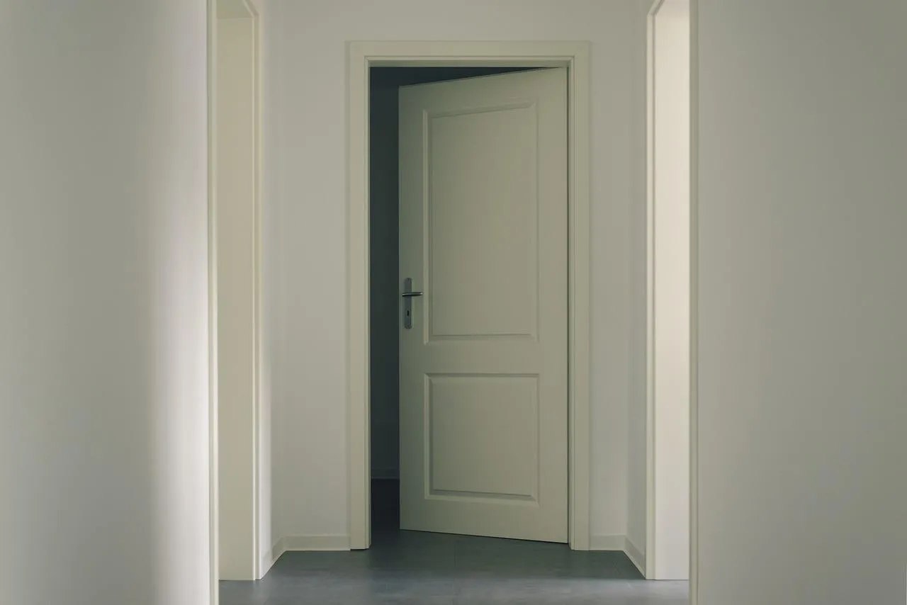Как установить доборы на межкомнатную дверь своими руками - пошаговая инструкция
